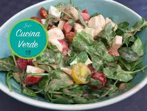 Erdbeer-Caprese Salat Rezept von JOES CUCINA VERDE