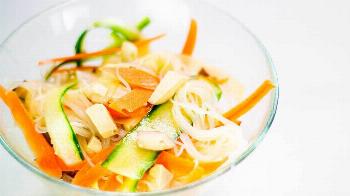 Thai-Glasnudel Salat vegan Rezept von Unsere Vegane Küche