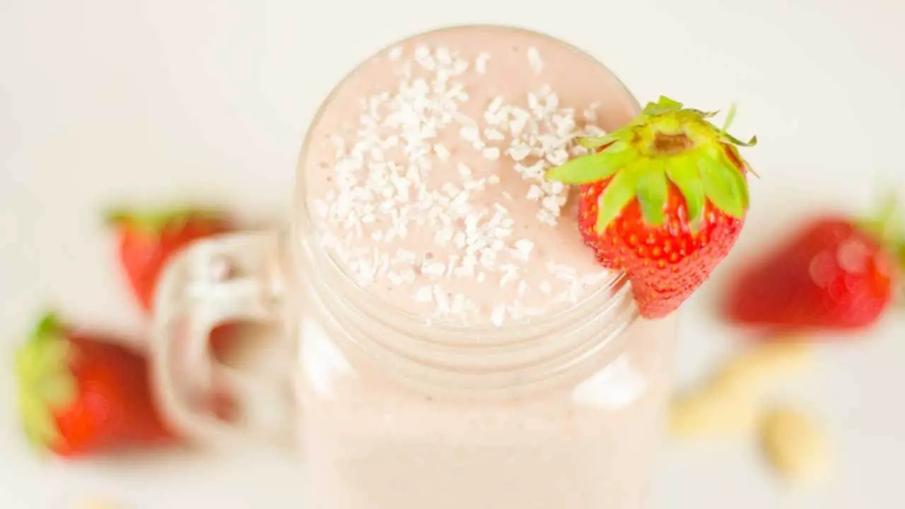 Erdbeer-Protein Shake - vegan selber machen