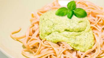 Avocado-Basilikum Pesto vegan Rezept von Unsere Vegane Küche