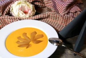 Birnen-Curry Suppe im Thermomix® Rezept von Myfoodstory