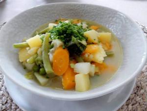 Gemüsesuppe - lecker und einfach Rezept von KuechenSchelle