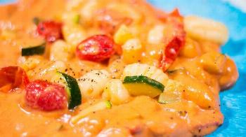 Tomatensoße mit Gnocchi - Vegan Rezept von Unsere Vegane Küche