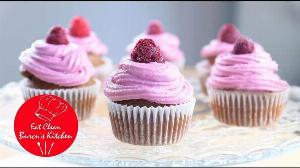 Schoko-Himbeer Cupcakes Rezept von Eat Clean - Burcu´s Kitchen