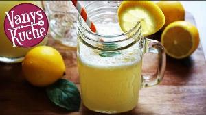Zitronenlimonade - Thermomix Rezept von Vanys Küche